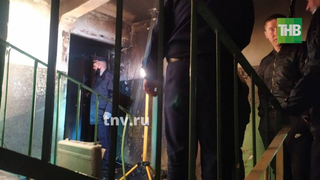 Силовики разрешили жителям пострадавшего от "взрыва" дома в Казани войти внутрь