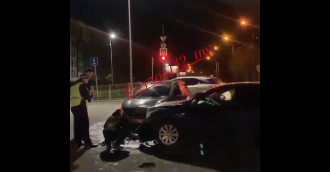 В Казани автоледи на Chevrolet устроила серьезную аварию