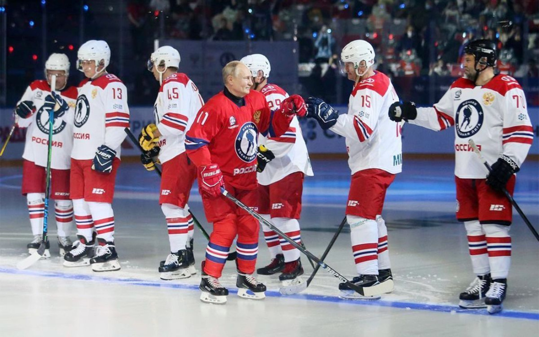 Видео: 8 шайб Путина помогли «Легендам хоккея» обыграть сборную НХЛ