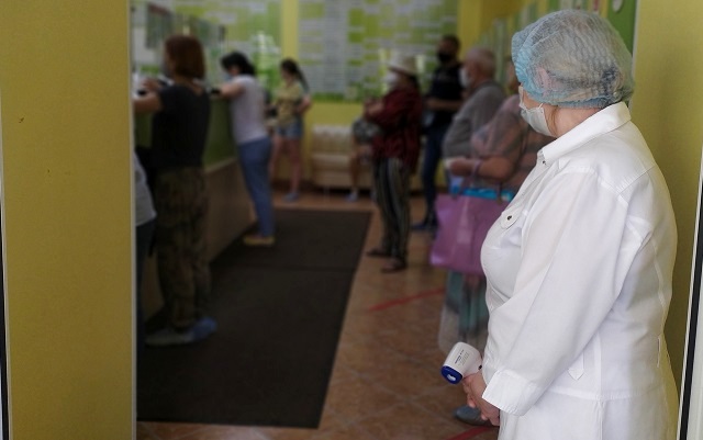 Еще 40 жителей Татарстана не смогли избежать инфицирования коронавирусом
