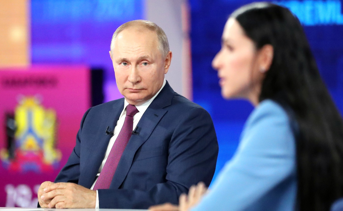 В работу переданы около 1 млн вопросов, поступивших во время прямой линии с Путиным