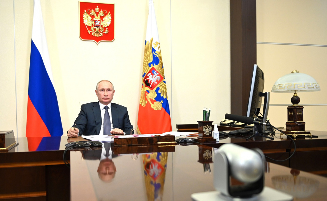 Путин присвоил 448 ракетной бригаде имя конструктора Непобедимого
