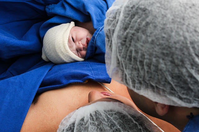 В Татарстане почти у сотни беременных женщин обнаружили коронавирус