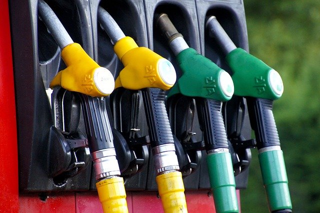В Казани впервые с мая снизилась цена бензина