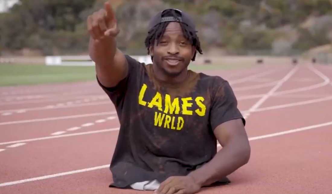 20 метров за 5 секунд: рекорд  безногого спортсмена по бегу на руках попал на видео